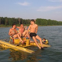 Лёня, Москва