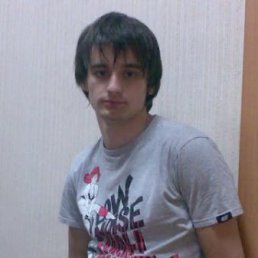 Толя, Москва